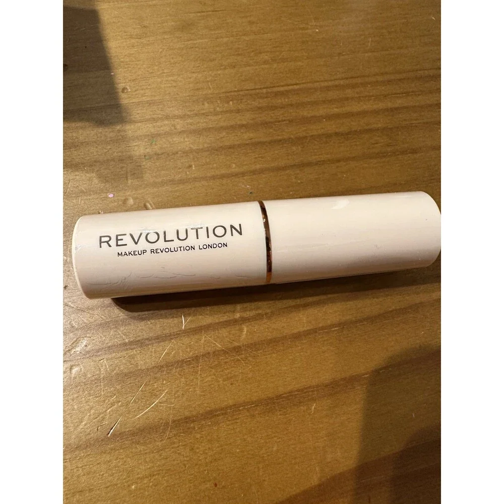 Makeup Revolution Fast Base Stick Foundation F9 3Pc Lot New